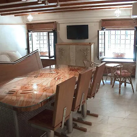 Casa Carlo Goldoni By Sarlux Apartmán *